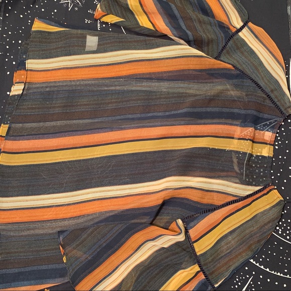 Striped Blouse - Picture 4 of 4